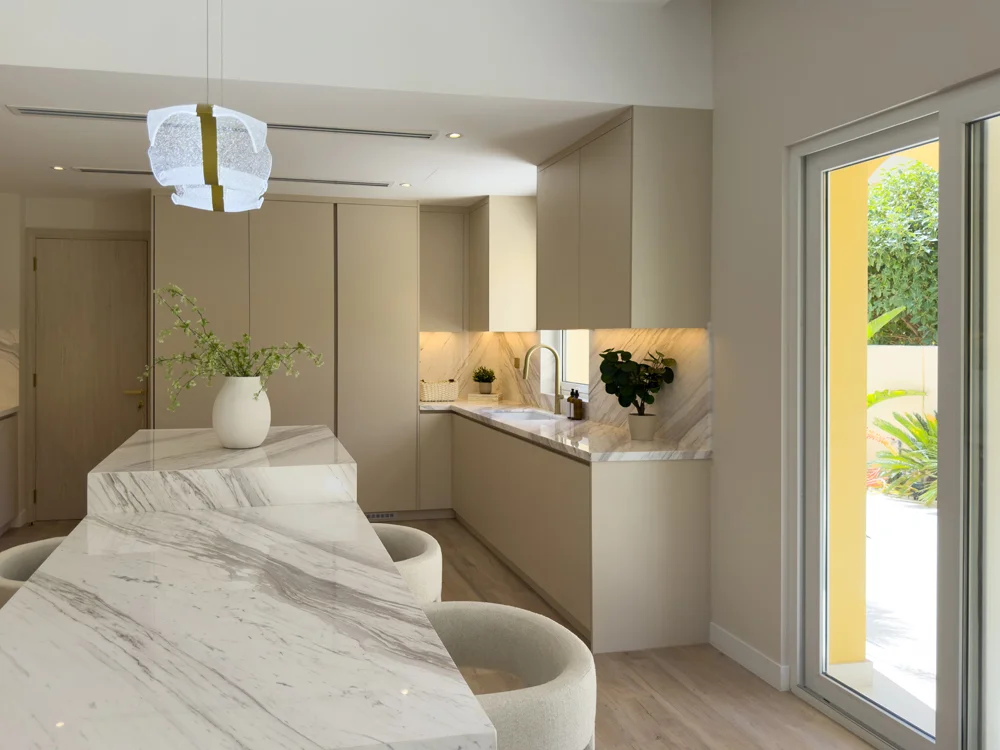 jumeirah gold estate kitchen 4
