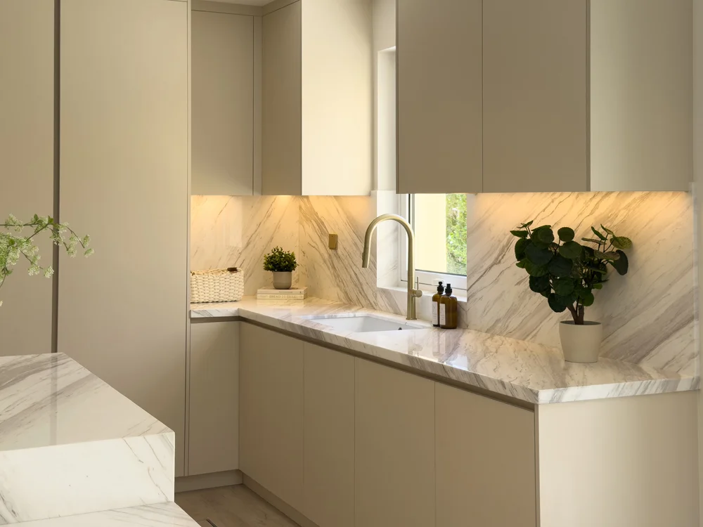 jumeirah gold estate kitchen 5