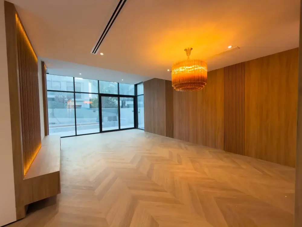 Brooksfield, Dubai 3